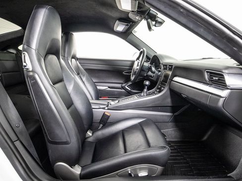 Used 2015 Porsche 911 Carrera image 10