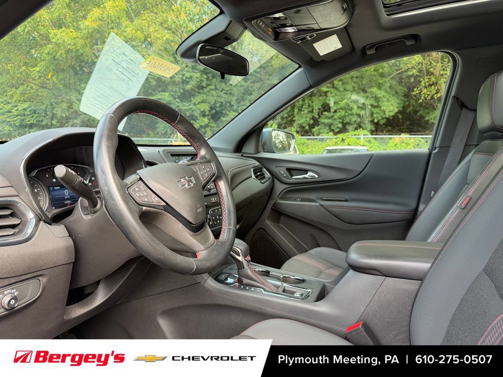 Used 2024 Chevrolet Equinox RS w/ LPO, Cargo Package AWD/4WD image 3