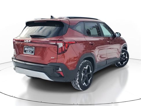 New 2026 Kia Seltos S image 3
