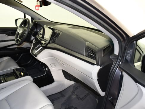 Certified 2024 Honda Odyssey EX-L image 40