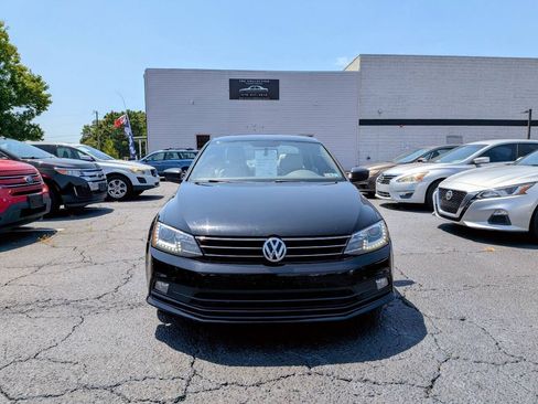 Used 2016 Volkswagen Jetta Sport w/ Lighting Package FWD image 13