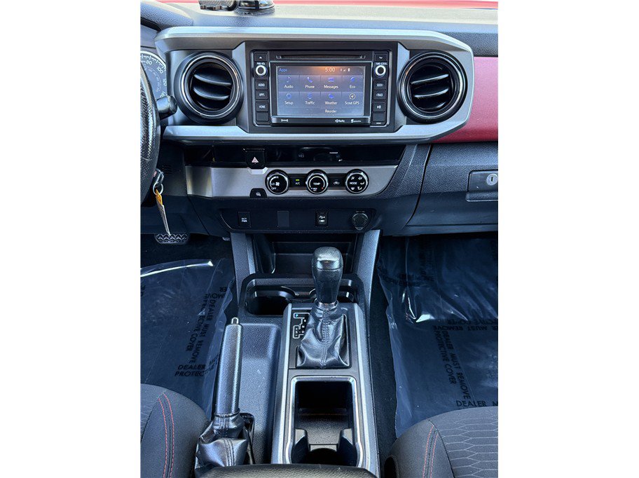 Used 2017 Toyota Tacoma SR5 w/ Tow Package RWD image 12