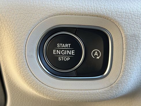 New 2026 Mercedes-Benz GLE 580 4MATIC image 32