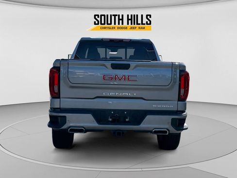 Used 2024 GMC Sierra 1500 Denali w/ Technology Package AWD/4WD image 4