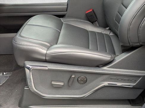 New 2026 Ford F250 Platinum image 4