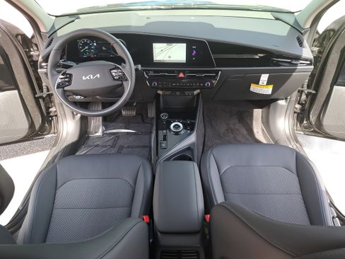 New 2024 Kia Niro Wind image 9