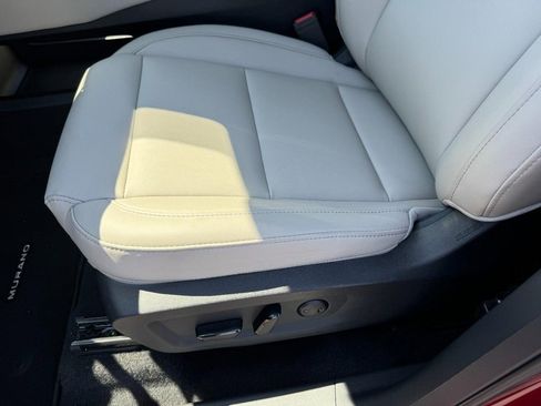 Used 2025 Nissan Murano SV image 14