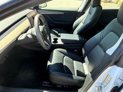Used 2023 Tesla Model 3 Standard Range image 8