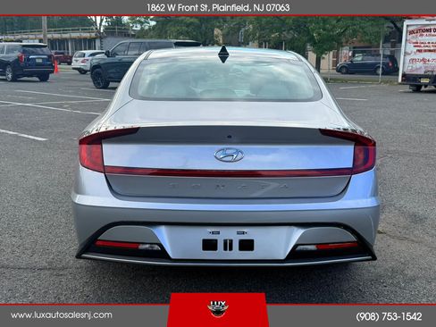 Used 2022 Hyundai Sonata SE FWD image 6