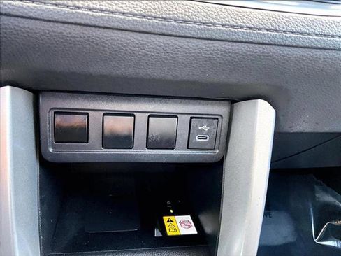 Used 2023 Toyota Corolla Cross SE image 22