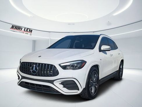 Used 2025 Mercedes-Benz GLA 35 AMG 4MATIC image 6