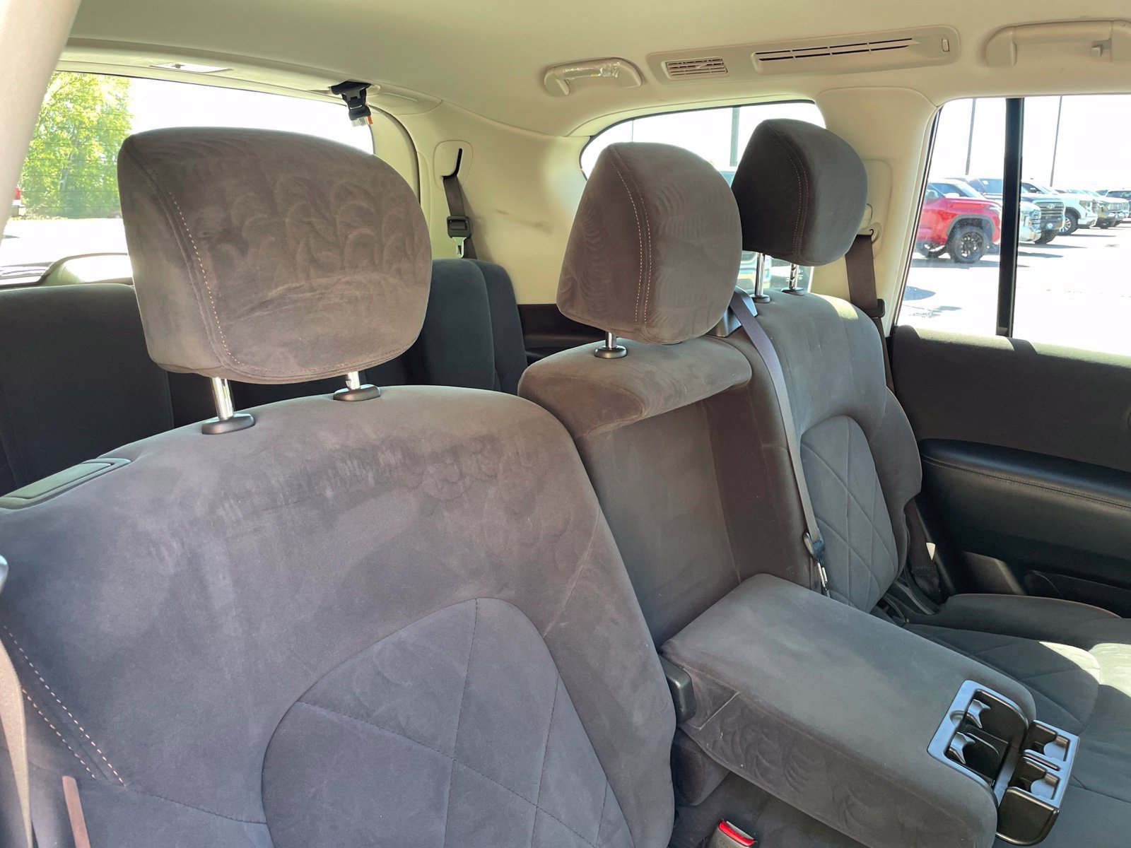 Used 2019 Nissan Armada SV w/ Driver Package RWD image 38