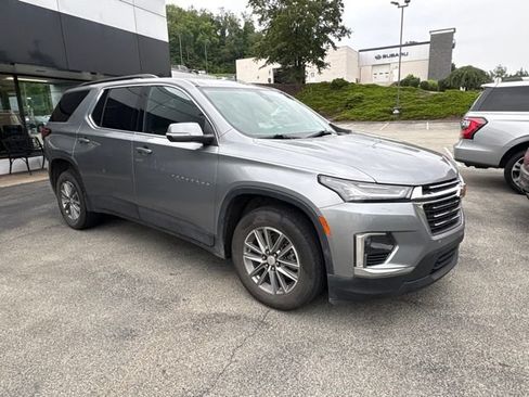 Used 2023 Chevrolet Traverse LT AWD/4WD image 7