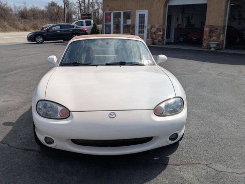 Used 1999 MAZDA MX-5 Miata image 27