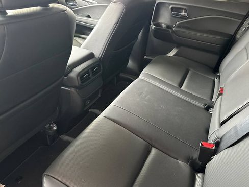 Used 2025 Honda Ridgeline RTL image 11