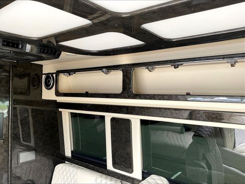 Used 2022 Mercedes-Benz Sprinter 2500 image 35