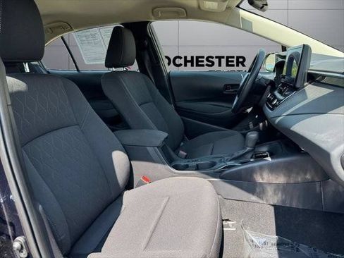 Used 2025 Toyota Corolla LE w/ LE Premium Package FWD image 47