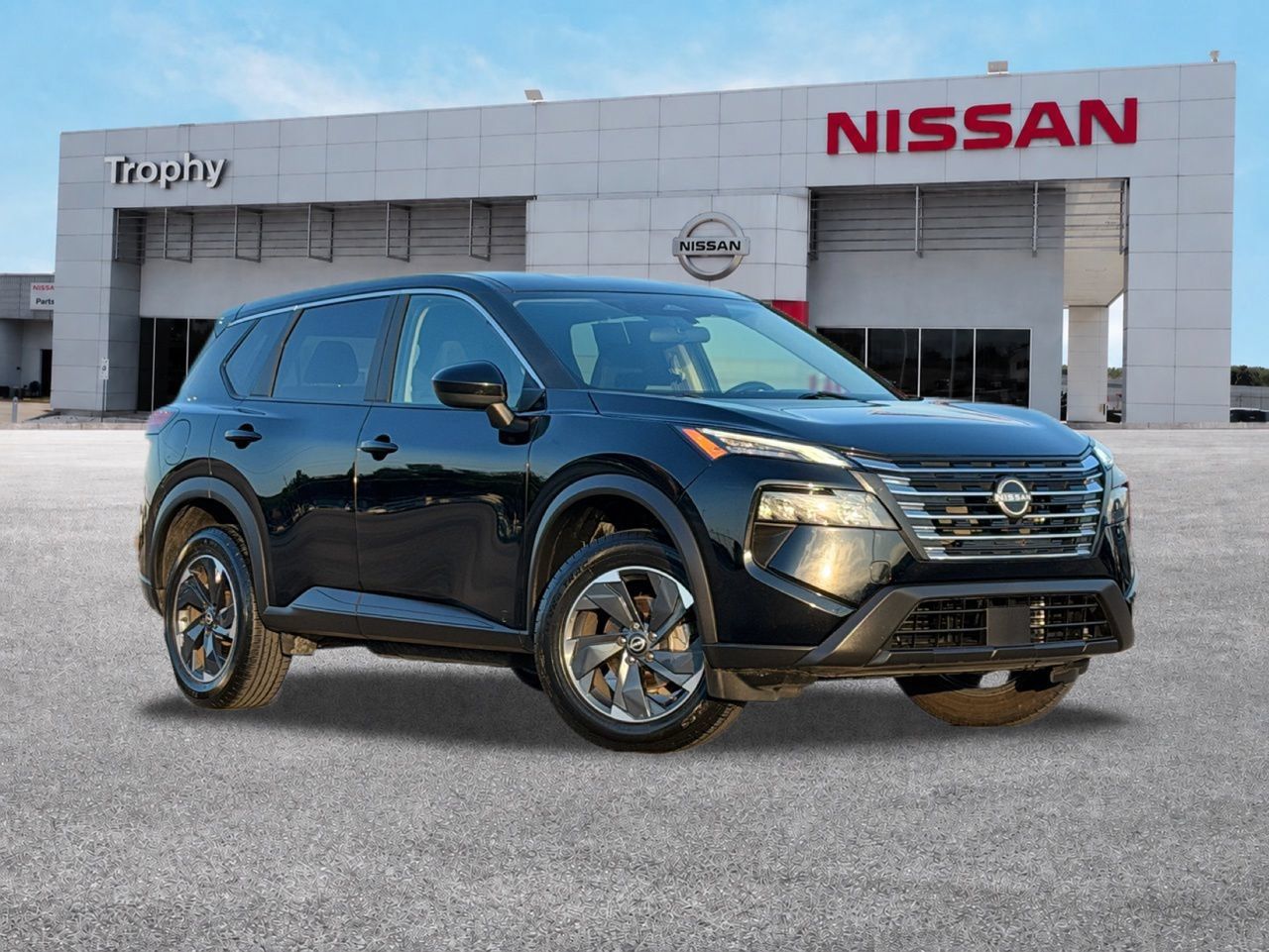 Used 2024 Nissan Rogue SV AWD/4WD image 1