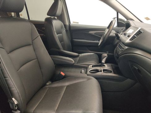 Used 2019 Honda Ridgeline RTL image 21