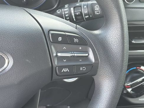 Certified 2023 Hyundai Kona SEL AWD/4WD image 28