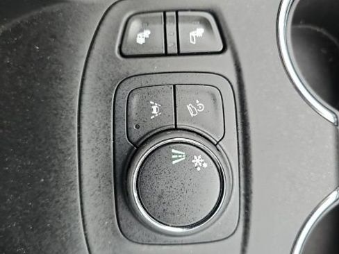 Used 2024 GMC Terrain SLT FWD image 48