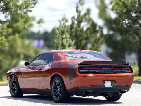 Used 2022 Dodge Challenger R/T Scat Pack image 9