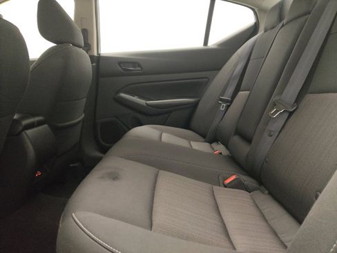 Used 2024 Nissan Altima 2.5 SV FWD image 18
