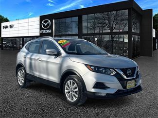 Used 2021 Nissan Rogue Sport SV video 1