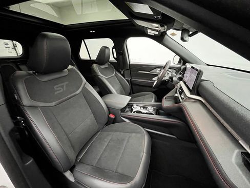 New 2026 Ford Explorer ST w/ Sun And Sound Package image 28