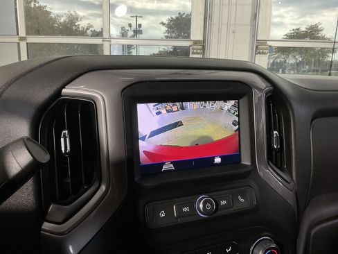 Used 2022 Chevrolet Silverado 1500 Custom Trail Boss image 27