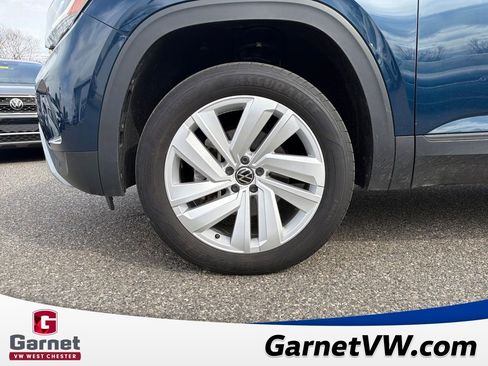 Used 2023 Volkswagen Atlas Cross Sport SE w/ Panoramic Sunroof Package image 27