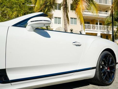 Used 2024 Bentley Continental GT Speed image 11