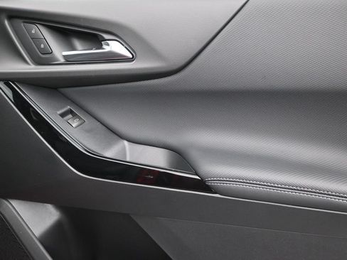 New 2026 Chevrolet Equinox LT w/ Convenience Package II FWD image 23