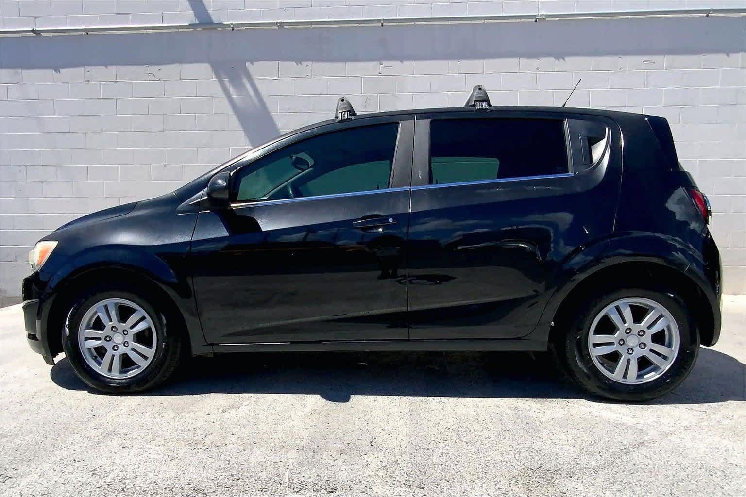 Used 2014 Chevrolet Sonic LT FWD image 3