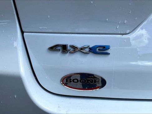 Used 2023 Jeep Grand Cherokee 4WD 4xe image 8