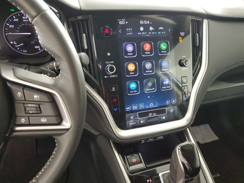 Used 2025 Subaru Outback Premium image 16