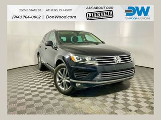 Used 2016 Volkswagen Touareg TDI video 1