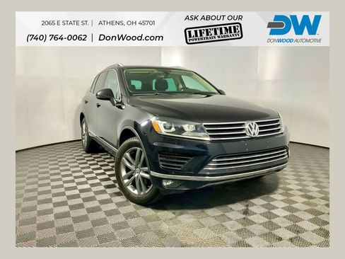 Used 2016 Volkswagen Touareg TDI image 1