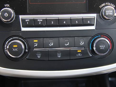 Used 2017 Nissan Altima 2.5 S w/ Power Driver Seat Package FWD image 31