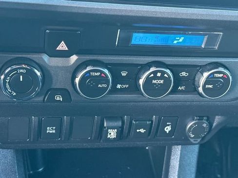 Certified 2022 Toyota Tacoma 4x4 Double Cab image 25