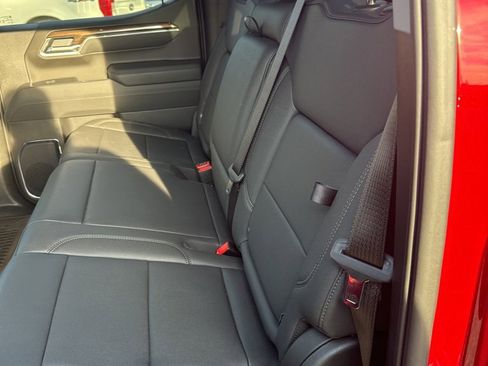 Used 2025 Chevrolet Silverado 1500 RST image 17