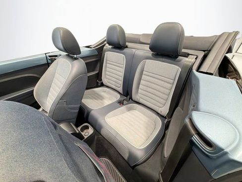 Used 2016 Volkswagen Beetle 1.8T Denim image 18