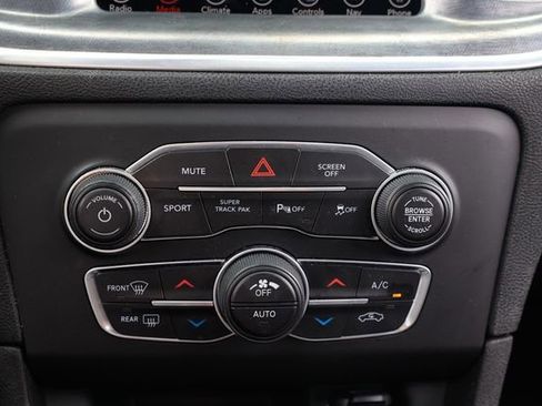 Used 2017 Dodge Charger R/T image 34