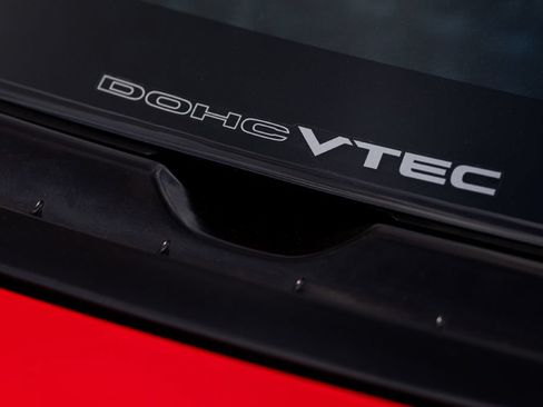 Used 2005 Acura NSX T RWD image 40