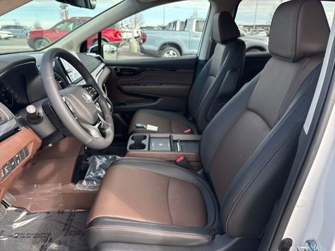 New 2026 Honda Odyssey Elite image 9