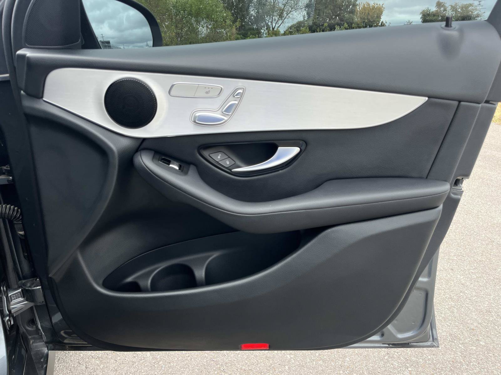 Certified 2019 Mercedes-Benz GLC 300 image 24