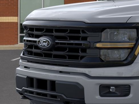 New 2026 Ford F150 XLT w/ FX4 Off-Road Package AWD/4WD image 17