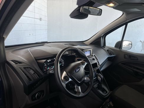 Used 2020 Ford Transit Connect XL image 17