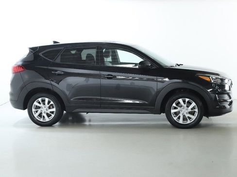 Used 2020 Hyundai Tucson SE image 11