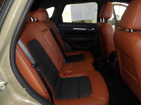 Certified 2024 MAZDA CX-5 Carbon Edition image 18